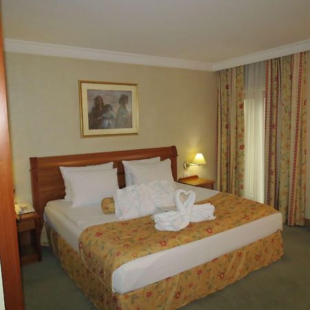 Best Western Hotel Turist Szkopje Kültér fotó