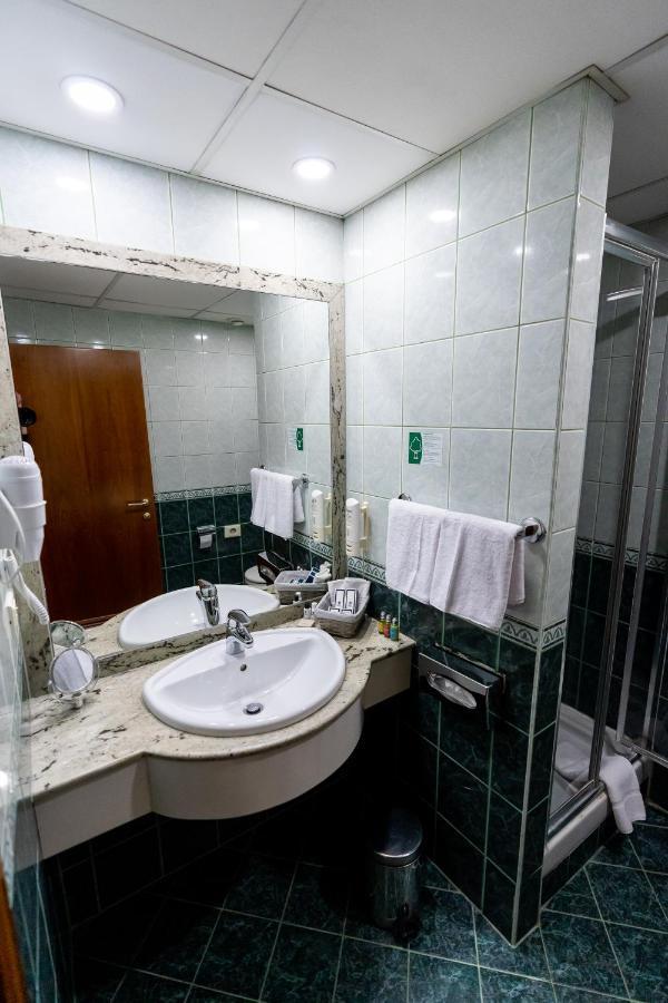 Best Western Hotel Turist Szkopje Kültér fotó