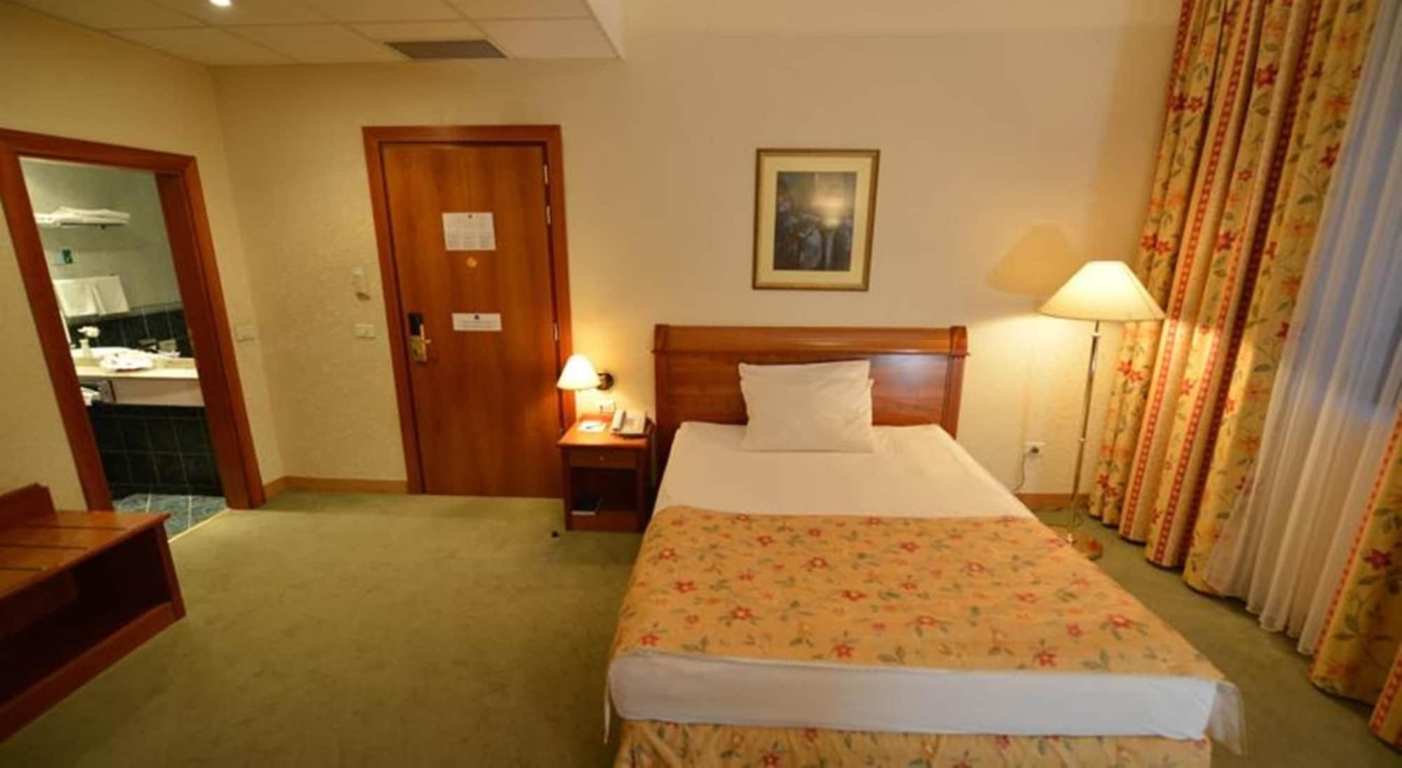 Best Western Hotel Turist Szkopje Kültér fotó