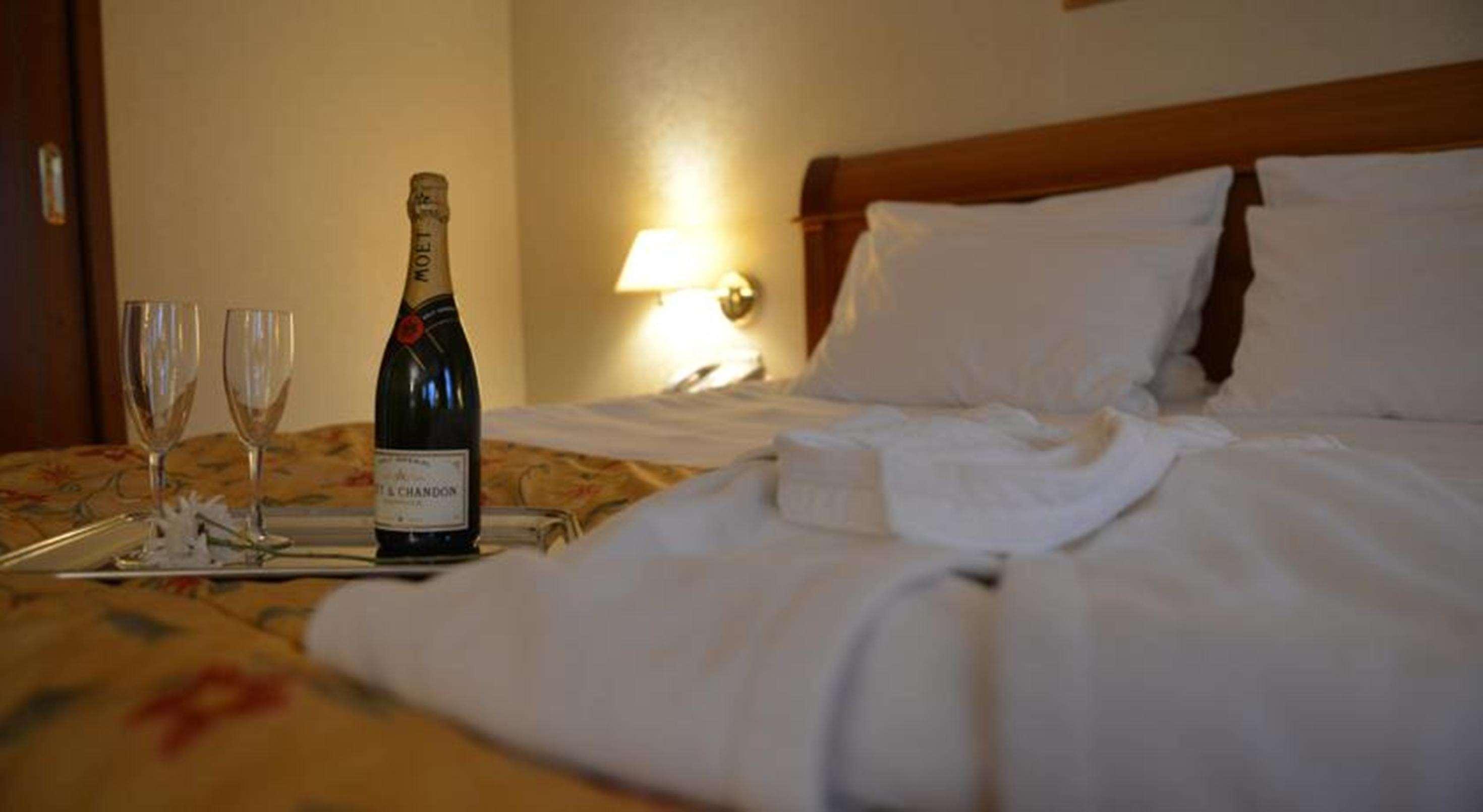 Best Western Hotel Turist Szkopje Kültér fotó