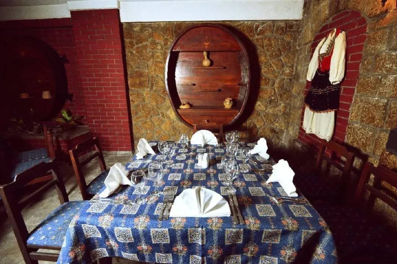 Best Western Hotel Turist Szkopje Kültér fotó