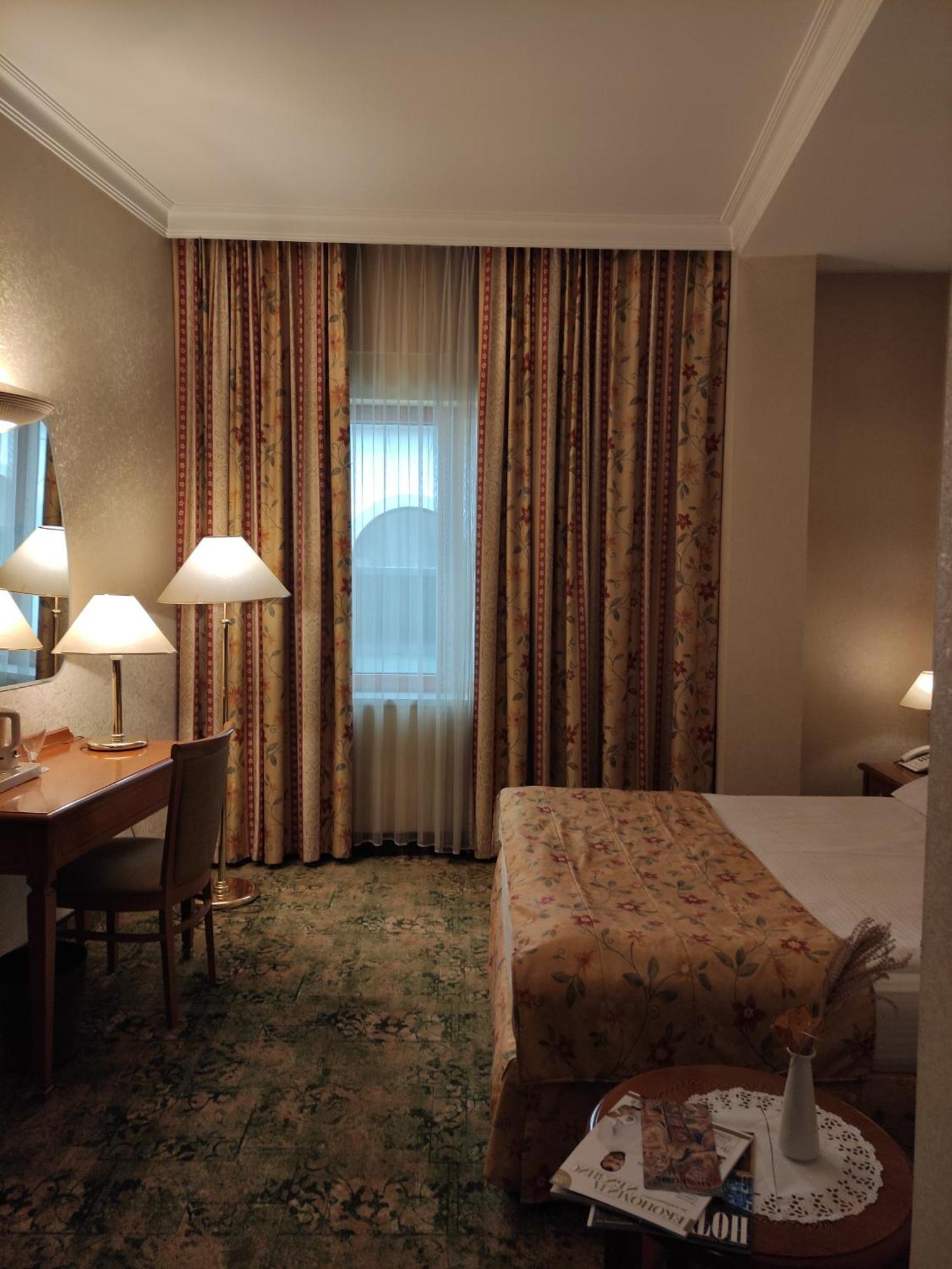 Best Western Hotel Turist Szkopje Kültér fotó