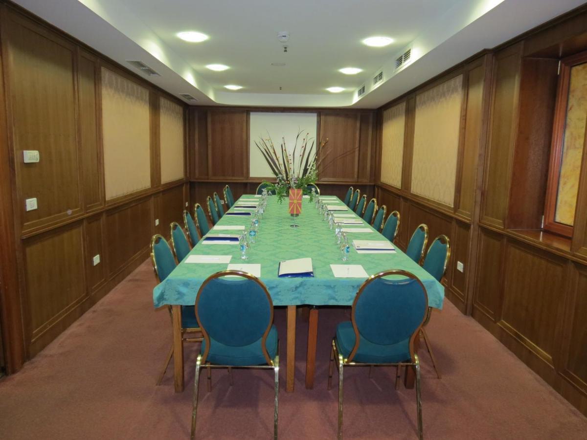 Best Western Hotel Turist Szkopje Kültér fotó
